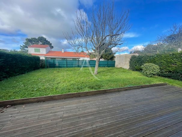 A vendre MAISON  4 PIECES 60 M2 BORD DE MER SAINT VINCENT SUR JARD