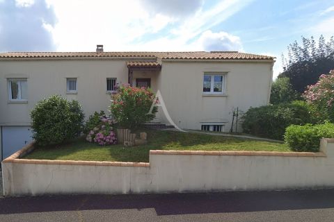 A vendre MAISON  6 PIECES 99 M2 BORD DE MER TALMONT SAINT HILAIRE