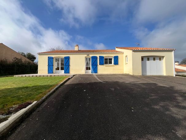 A vendre MAISON  5 PIECES 102 M2 BORD DE MER TALMONT SAINT HILAIRE