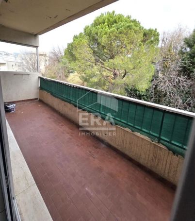 A louer APPARTEMENT T3 63 M2 TERRASSE BORD DE MER NICE