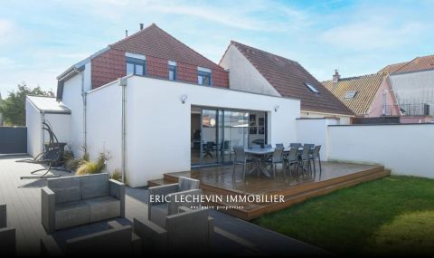 A vendre MAISON  7 PIECES 170 M2 BORD DE MER CUCQ