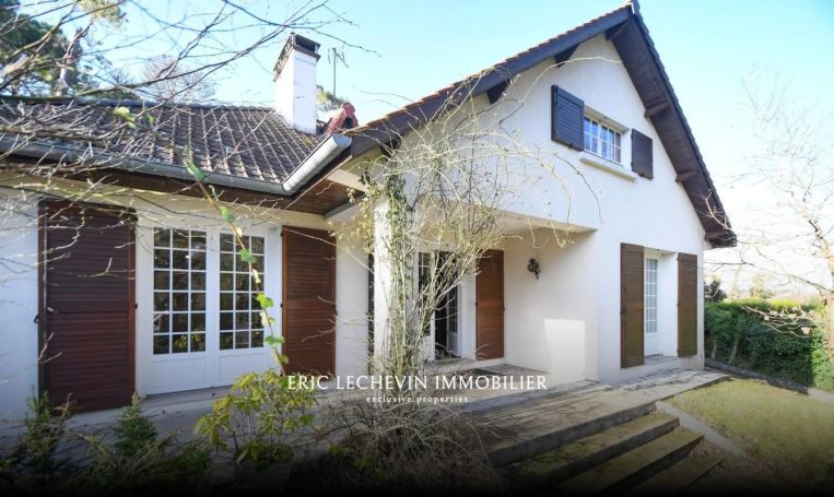 A vendre MAISON  7 PIECES 170 M2 BORD DE MER LE TOUQUET PARIS PLAGE