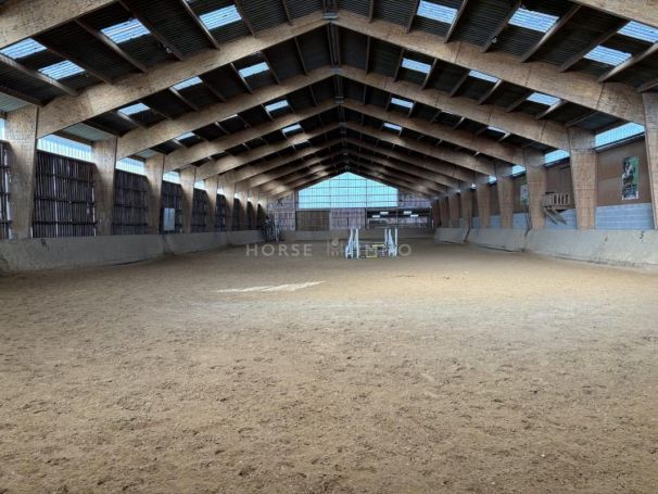 A louer APPARTEMENT T6 110 M2  NANTES