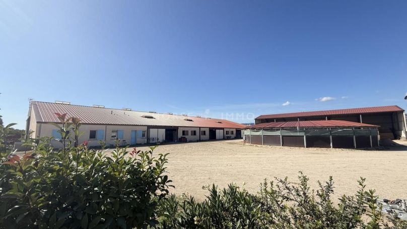 A louer APPARTEMENT T5 90 M2 TERRASSE MALLEMORT