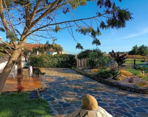 A vendre GîTE BORD DE MER BOUIN