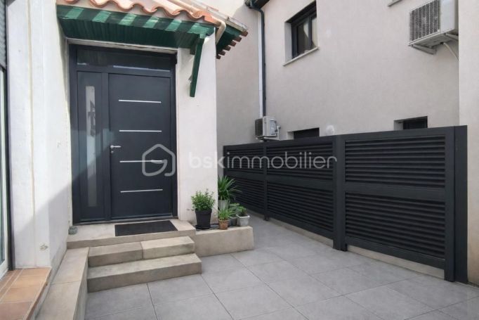 A louer APPARTEMENT T5 129 M2 TERRASSE  CANOHES