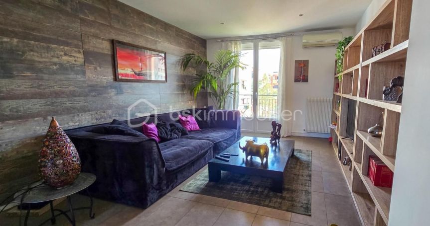 A louer APPARTEMENT T3 55 M2 BORD DE MER SAINT RAPHAEL