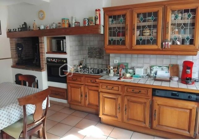 A louer MAISON  DE MAîTRE  TALAIRAN