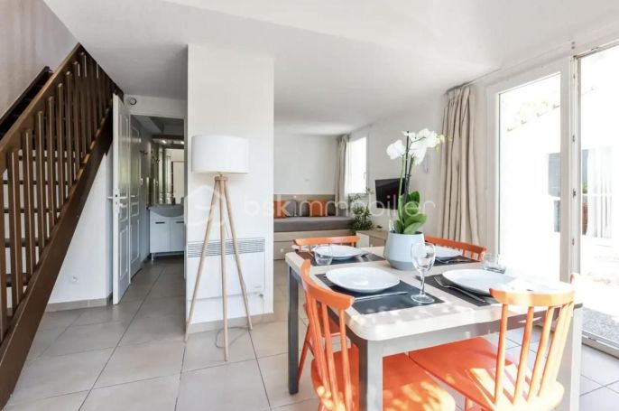 A vendre MAISON  2 PIECES 33 M2 BORD DE MER MANDELIEU LA NAPOULE