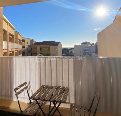 A louer APPARTEMENT T2 25 M2 TERRASSE VUE MER CARQUEIRANNE