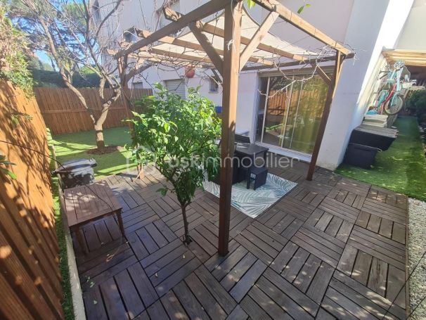 A louer APPARTEMENT T3 76 M2 TERRASSE PLAGE à PIED CAGNES SUR MER