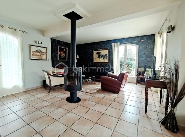 A louer MAISON  6 PIECES 160 M2 BORD DE MER LE TEICH