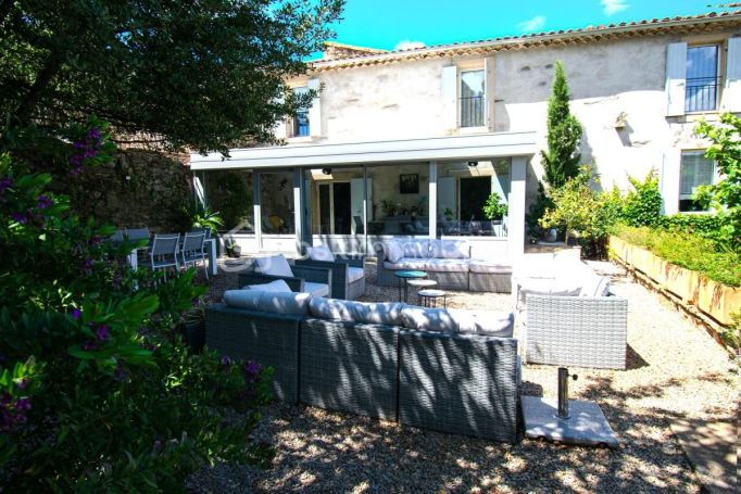 A louer MAISON  DE MAîTRE  ROUJAN