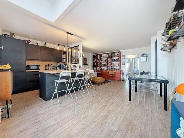 A louer APPARTEMENT T3 71 M2  MONTPELLIER