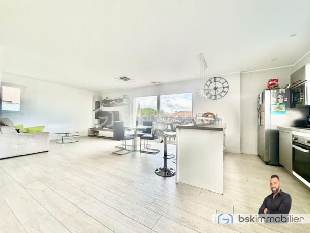 A louer MAISON  5 PIECES 112 M2 BORD DE MER VILLENEUVE LES MAGUELONE