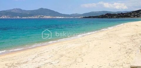 A louer MAISON  CONTEMPORAINE PLAGE à PIED ALBITRECCIA