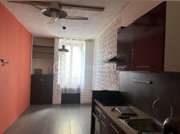 A louer APPARTEMENT T2 42 M2 BORD DE MER HYERES