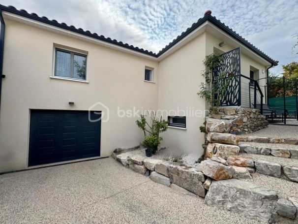 A louer MAISON  CONTEMPORAINE  GIGNAC