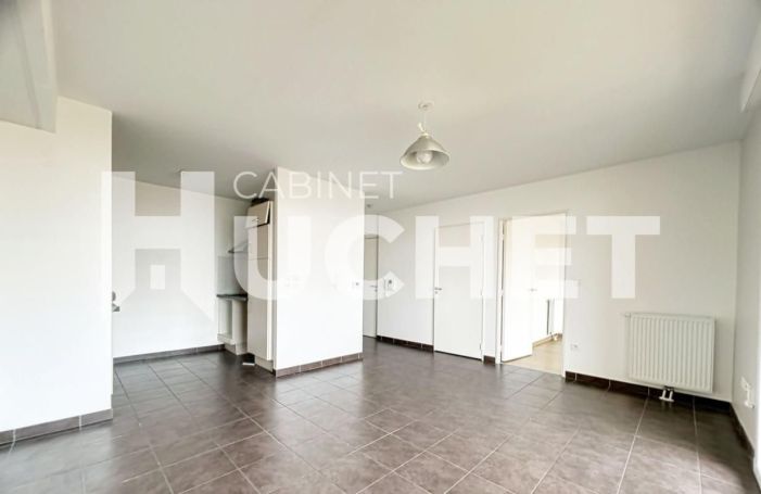 A louer APPARTEMENT T2 44 M2  CAEN