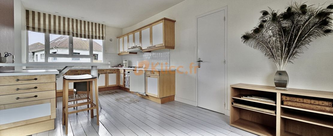 A vendre MAISON FAMILIALE 7 PIECES VUE MER FECAMP