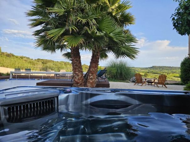 A louer MAISON  D'ARCHITECTE  CAMPAGNAN