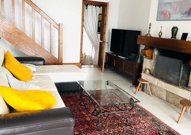 A vendre BELLE Maison 7 PIECES 132 M&sup2;  vue mer exceptionnelle-quartier des Sables Blancs Concarneau