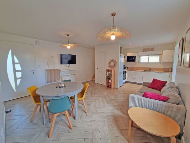 vente Maison entièrement rénovée, 800 mètres des plages, à Plouguerneau