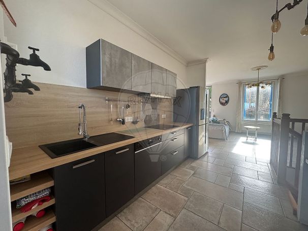 A louer MAISON  DE MAîTRE BORD DE MER MESCHERS SUR GIRONDE