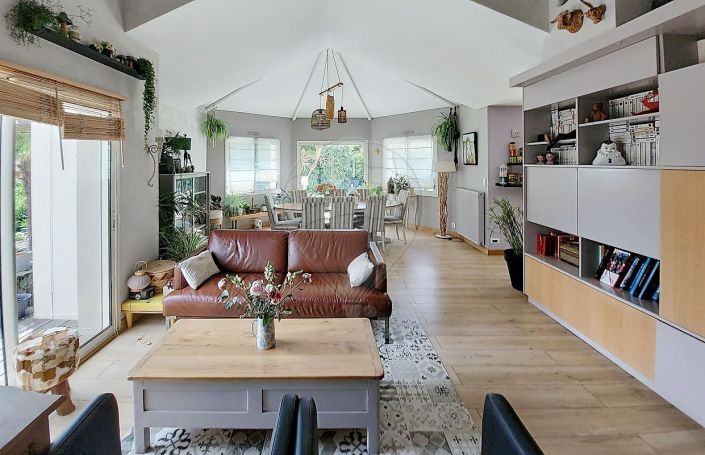 A louer MAISON  D'ARCHITECTE  SAINTE LUCE SUR LOIRE