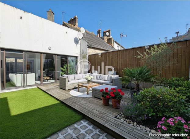 A louer APPARTEMENT DE PRESTIGE T5 225 M2 TERRASSE BORD DE MER BOULOGNE SUR MER