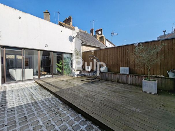 A louer APPARTEMENT DE PRESTIGE T5 225 M2 TERRASSE BORD DE MER BOULOGNE SUR MER