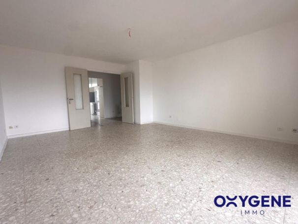 A louer APPARTEMENT T3 74 M2  PERPIGNAN