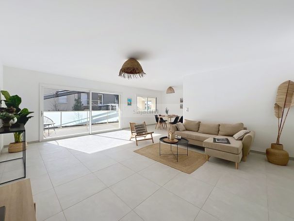 A vendre SPACIEUX APPARTEMENT T3 AU CALME TERRASSE La Ciotat