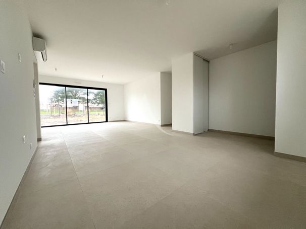 A vendre MAISON 4 PIECES 84 M2 BORD DE MER SAINT VINCENT SUR JARD