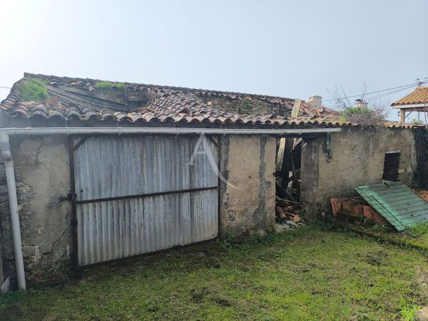 A vendre MAISON 1 PIECES 40 M2 BORD DE MER TALMONT SAINT HILAIRE