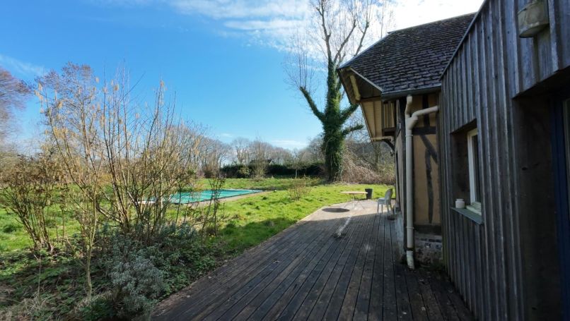 A louer LONGèRE  145 M2 BORD DE MER DROSAY