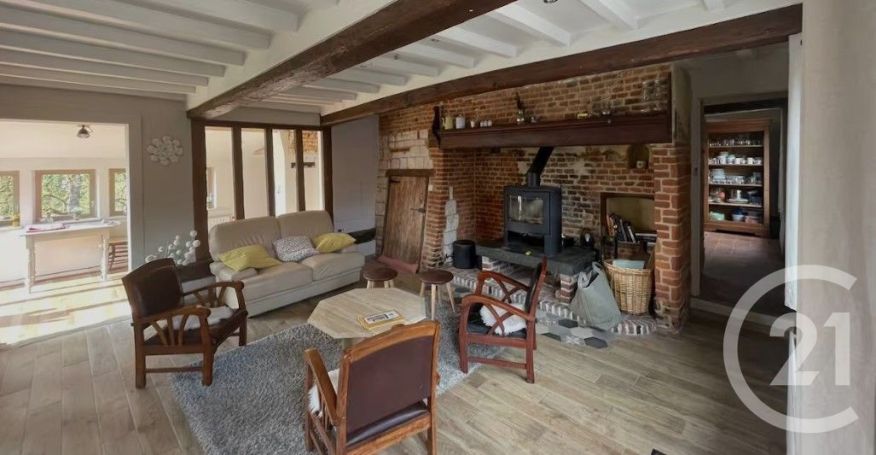 A louer LONGèRE  7 PIECES 137 M2  CREQUY