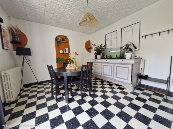 A vendre MAISON  5 PIECES 90 M2  GUEURES