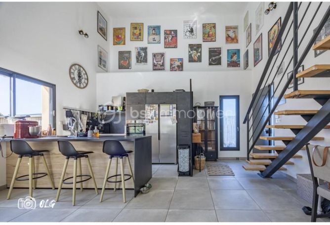 A louer LOFT  CONTEMPORAINE BORD DE MER LANSARGUES