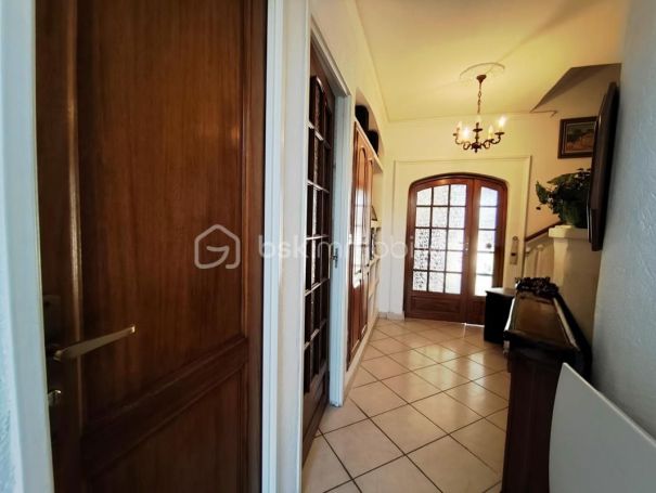 A louer MAISON  4 PIECES 105 M2 BORD DE MER SAINT LAURENT DU VAR