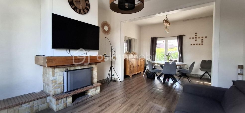 A louer MAISON  DE MAîTRE  LESTREM