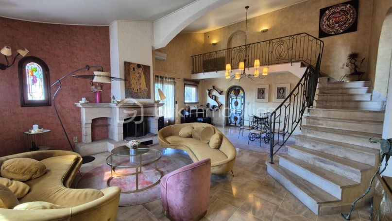 A louer MAISON  5 PIECES 137 M2 BORD DE MER SAINT CYPRIEN