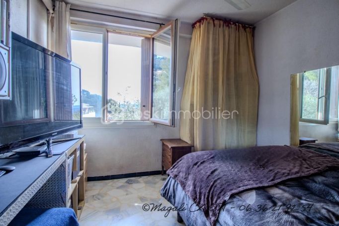 A louer APPARTEMENT T2 36 M2 BORD DE MER TOULON