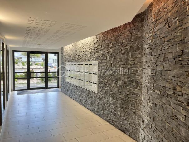 A louer APPARTEMENT T2 44 M2  REZE