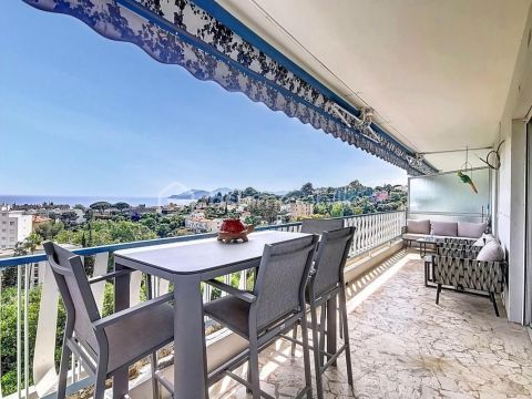 A louer APPARTEMENT T3 94 M2 TERRASSE VUE MER CANNES