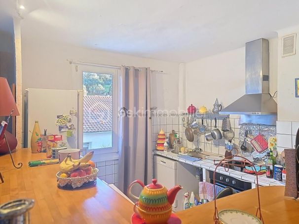 A louer APPARTEMENT T4 70 M2 BORD DE MER LA SEYNE SUR MER