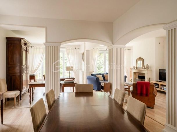 A louer MAISON  DE MAîTRE  PAU