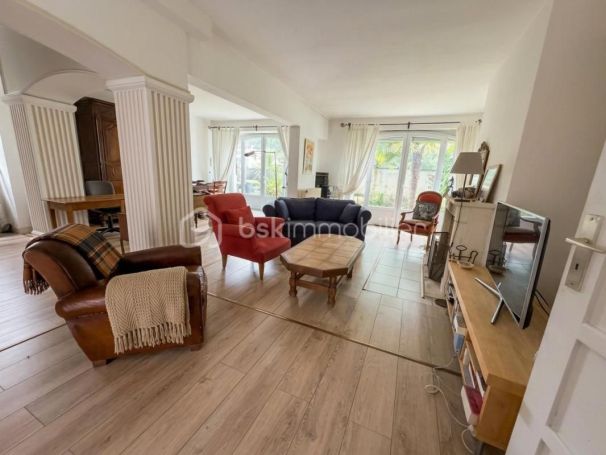 A louer MAISON  DE MAîTRE  PAU