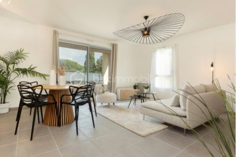 A louer APPARTEMENT NEUF T2 38 M2 VUE MER ANTIBES