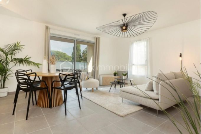 A louer APPARTEMENT NEUF T2 38 M2 VUE MER ANTIBES